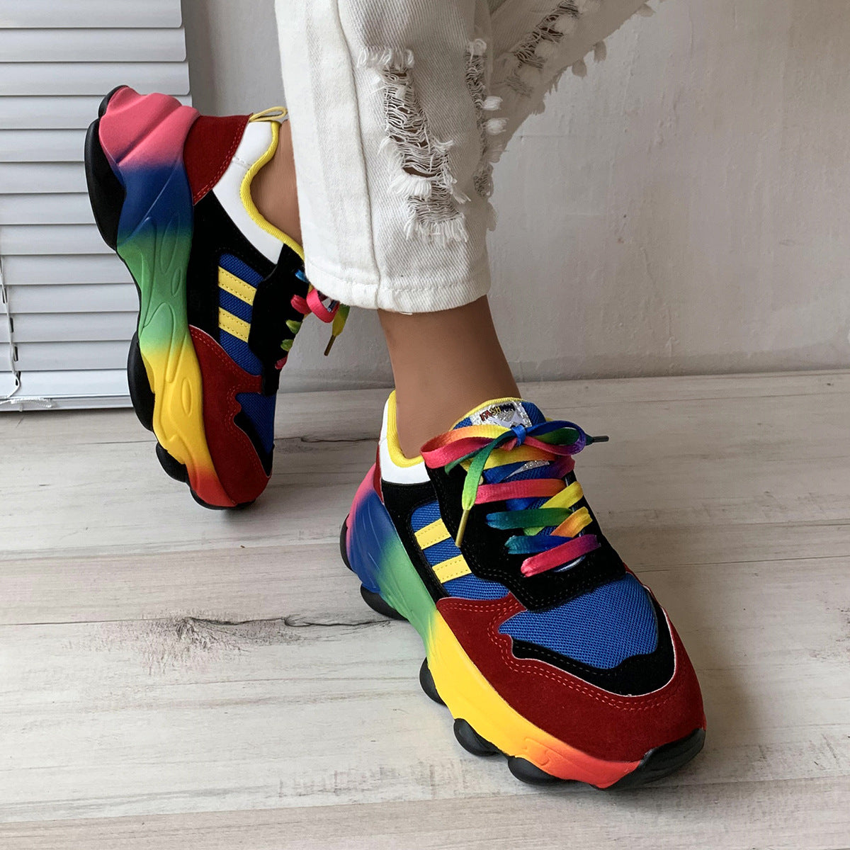 Women's Thick-soled Colored Sports Shoes